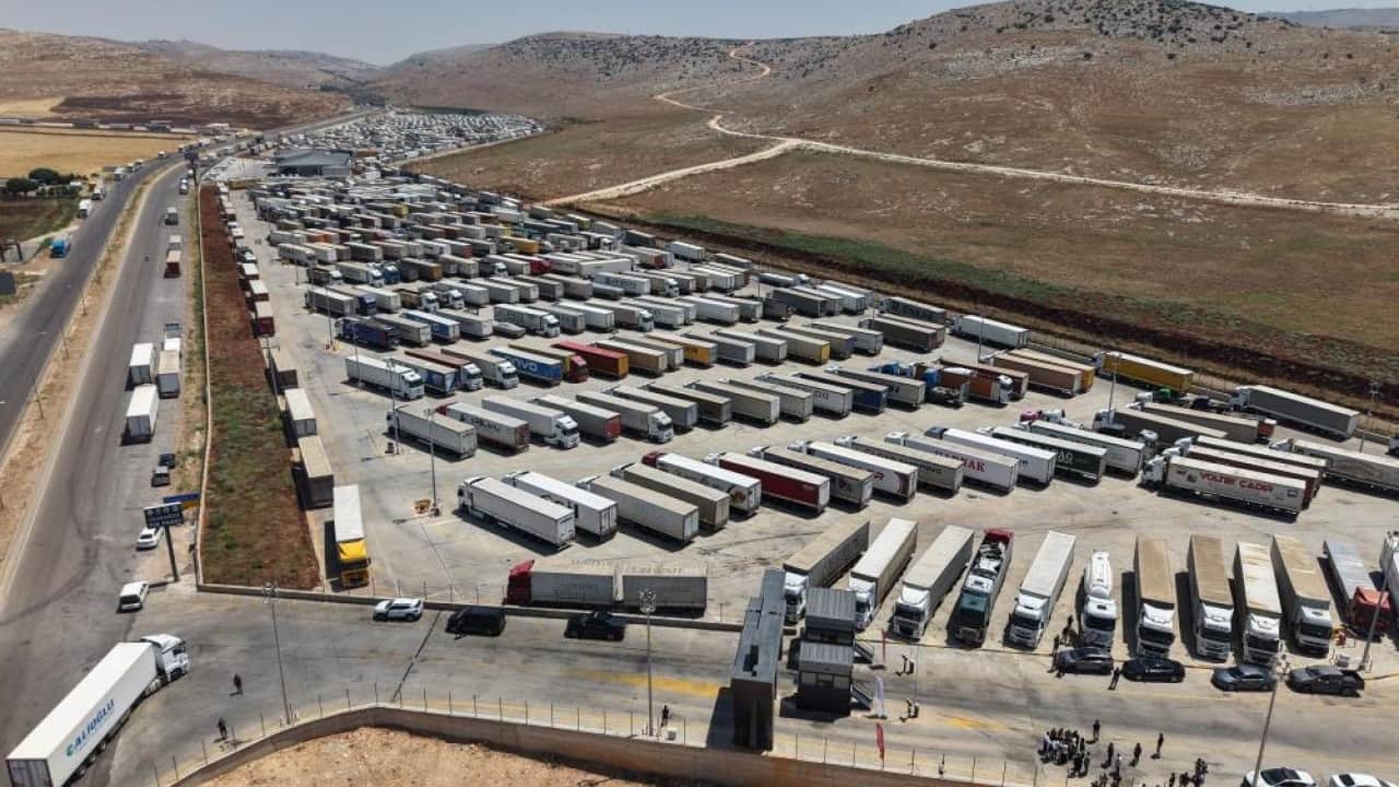 Foto - Ticarette kavşak noktası Sınırdan her gün binlerce tır giriş çıkış yapıyor