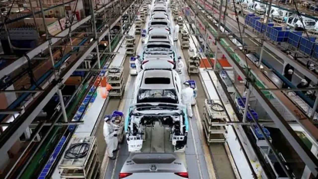 Foto - TOGG'dan sonra ikinci yerli otomobil geliyor: Ferrari ve McLaren detayı gündemi altüst etti
