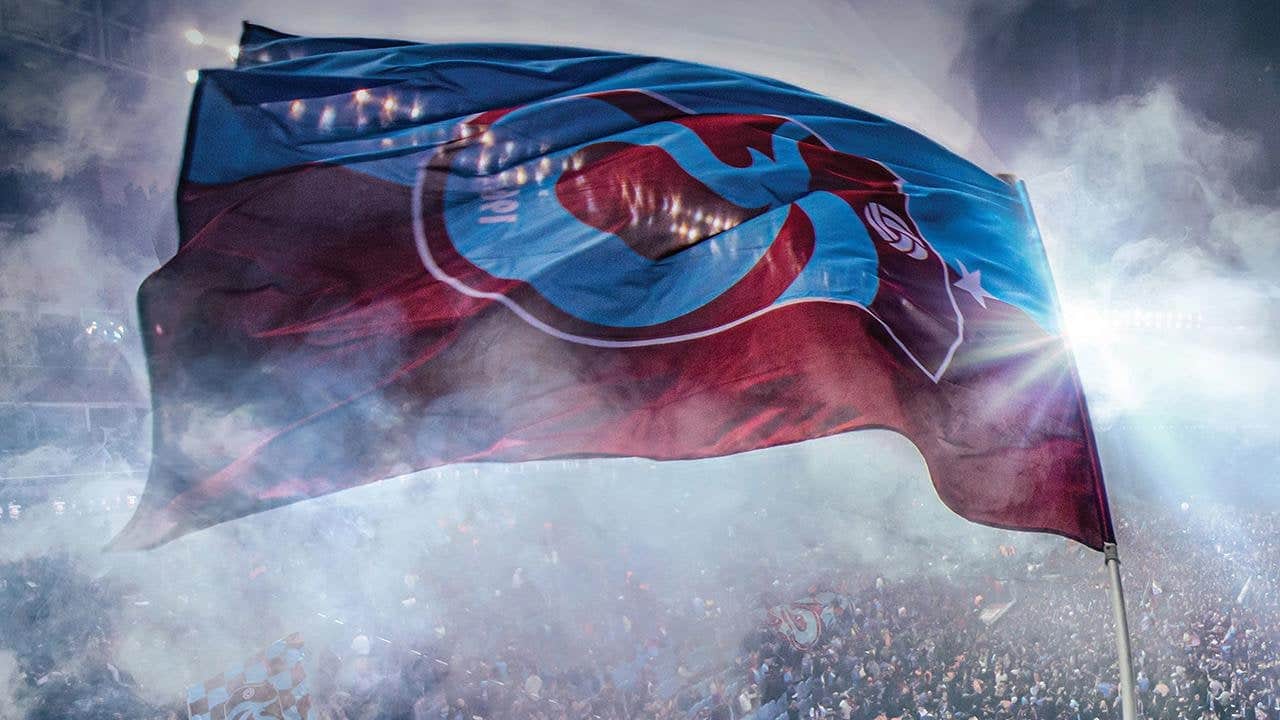 Trabzonspor’da Salah’tan sonra dünyayı sarsacak bir transfer daha: Yıldız golcüye resmi teklif yapıldı