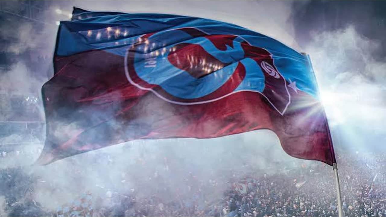 Foto - Trabzonspor’u tutabilene aşk olsun! Salah sonrası bir bomba daha gelebilir