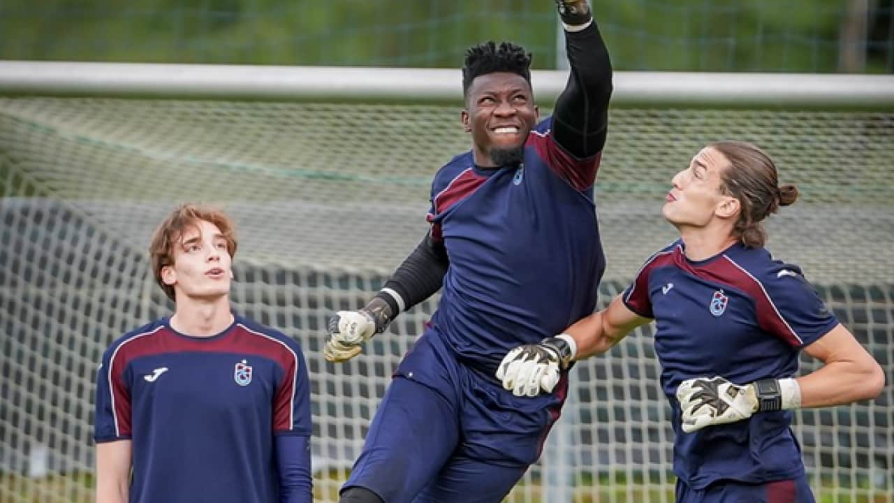 Foto - Trabzonspor'un deneyimli kalecisi Onana'dan Fatih Tekke övgüsü: