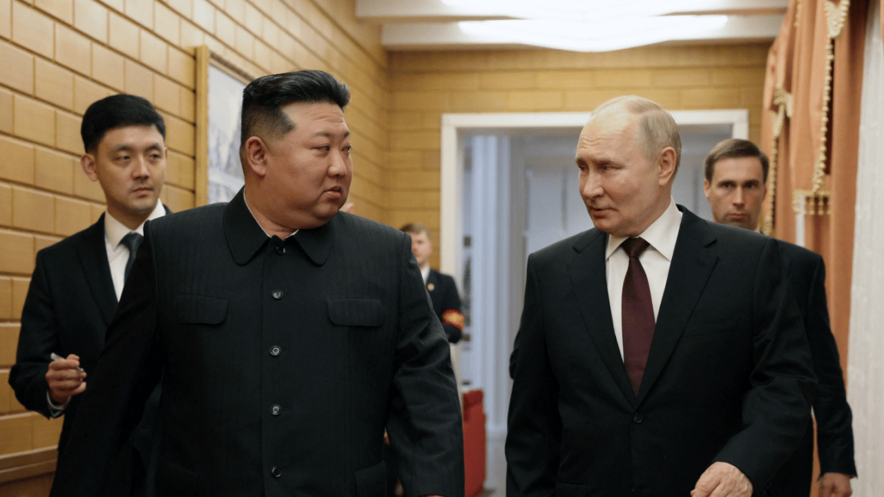 Foto - Trump, her fırsatta kur yapıyor ama… Kim’in gönlü Putin’de