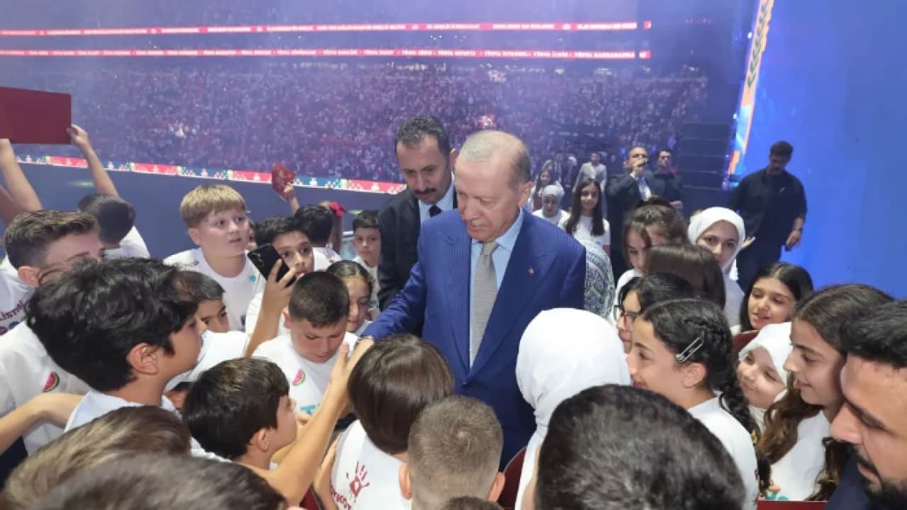 Foto - TÜGVA İstanbul'u festival alanına çevirdi: 500 binden fazla çocuk bir araya geldi