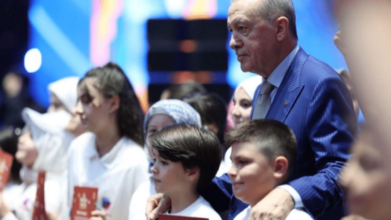 Foto - TÜGVA İstanbul'u festival alanına çevirdi: 500 binden fazla çocuk bir araya geldi