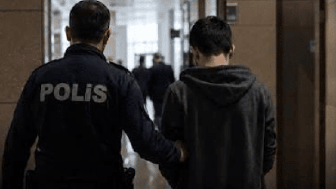 Foto - TÜİK verileri tabloyu ortaya koydu: Suça sürüklenen çocuklar ilk sırada 