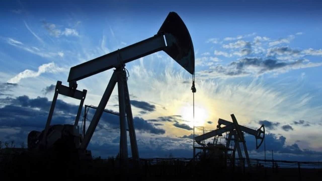 Foto - Tüm ilçe nefesini tuttu: Yine bir mercimek tarlasından petrol fışkırabilir