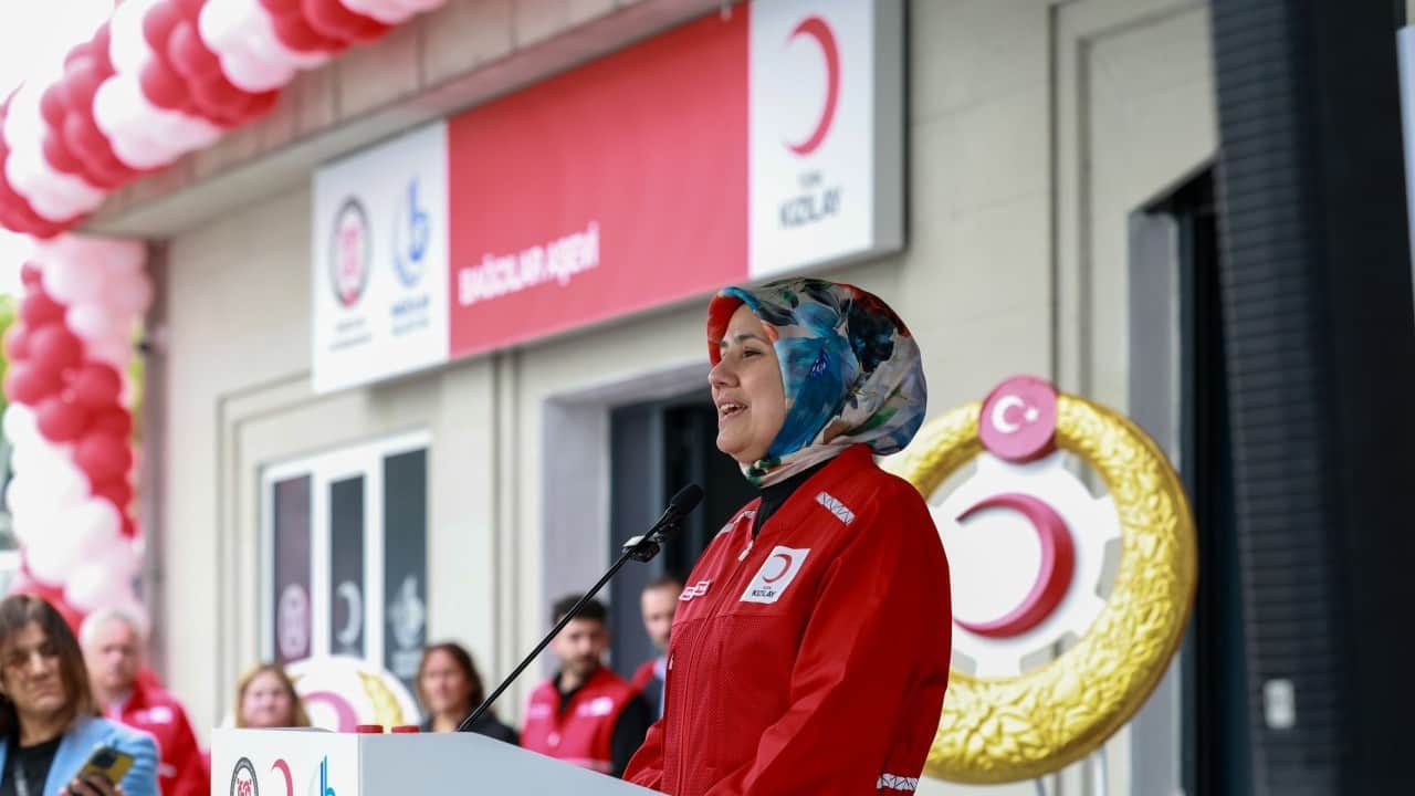 Foto - Türk Kızılay’dan İstanbul’a Dev Hizmet: Bağcılar Aşevi Açıldı