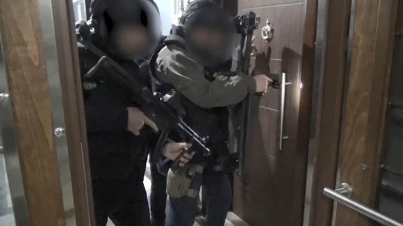 Foto - Türk polisi nefes aldırmıyor: Torbacılara demir yumruk!