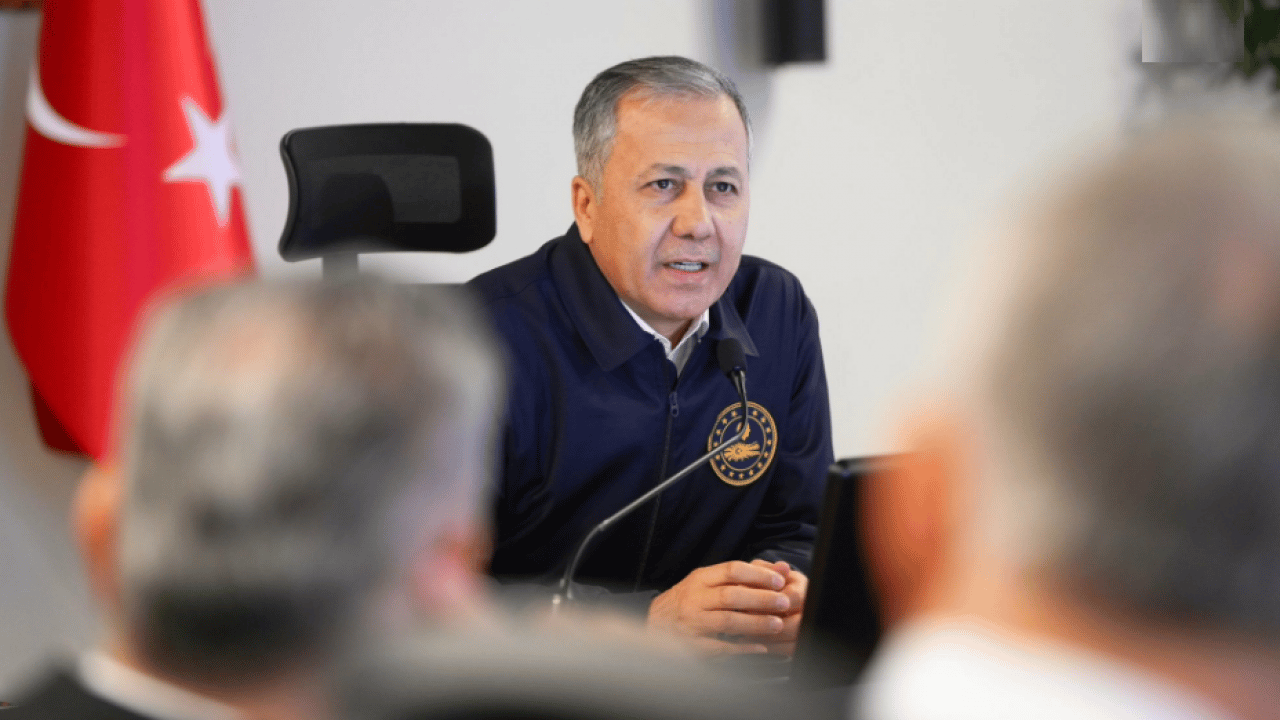 Foto - Türk polisi nefes aldırmıyor: Torbacılara demir yumruk!
