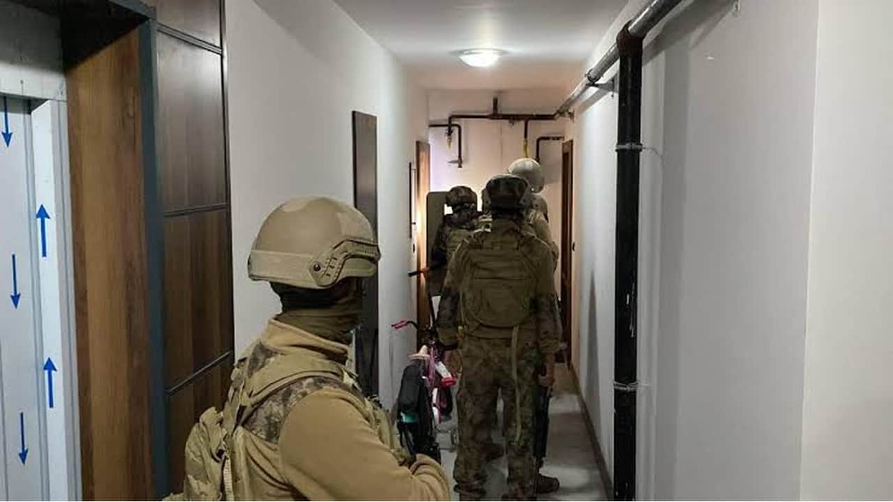 Foto - Türkiye güne dev operasyonla uyandı: Tam 36 gözaltı kararı var