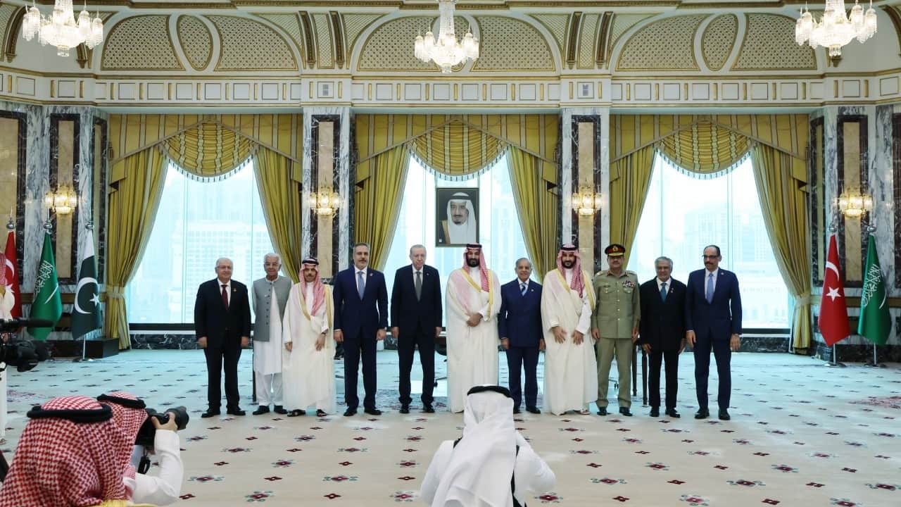 Foto - Türkiye, Pakistan ve Suudi Arabistan’dan Bölgesel Caydırıcılık Hamlesi: İslam Dünyasında Yeni Güvenlik Dönemi 
