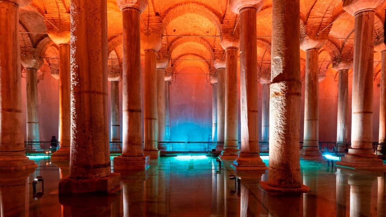 Foto - Türkiye turizmi küresel dalgalanmalara karşı bağışıklık kazandı: Turizm geliri ilk 6 ayda 25,7 milyar dolar oldu