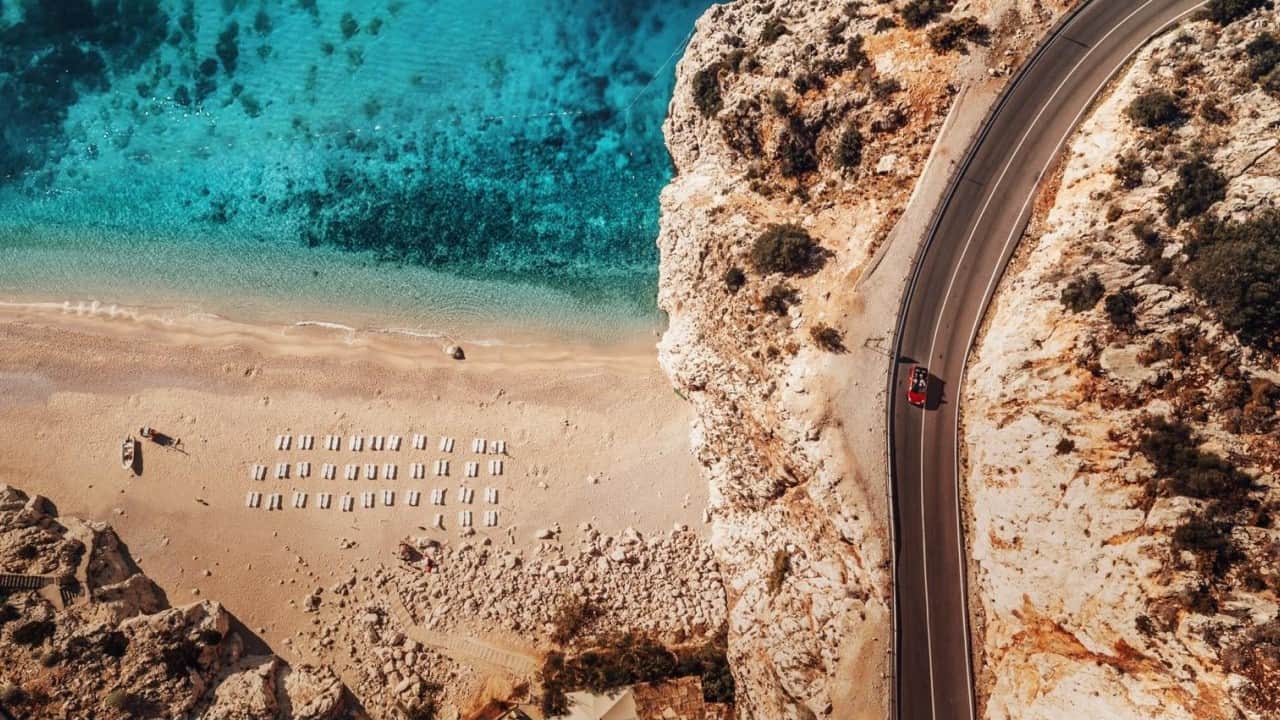 Foto - Türkiye turizmi küresel dalgalanmalara karşı bağışıklık kazandı: Turizm geliri ilk 6 ayda 25,7 milyar dolar oldu