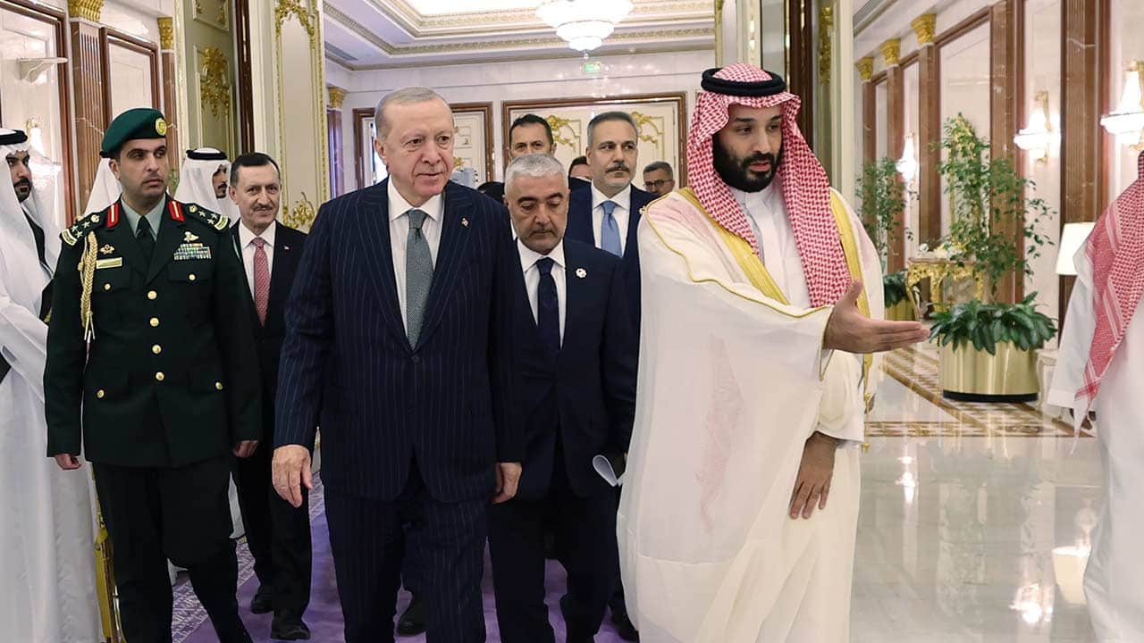 Foto - Türkiye’nin attığı her adımdan korkuyorlar! Mekke anlaşması Yorgoları titretti