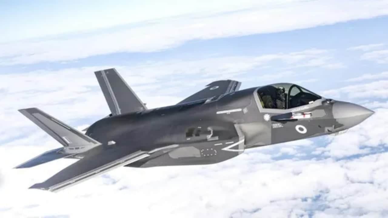 Foto - Türkiye’nin milyar dolarlık F-35’leri çürümeye mi terk edildi? ABD’de hangarda öylece bekliyorlar