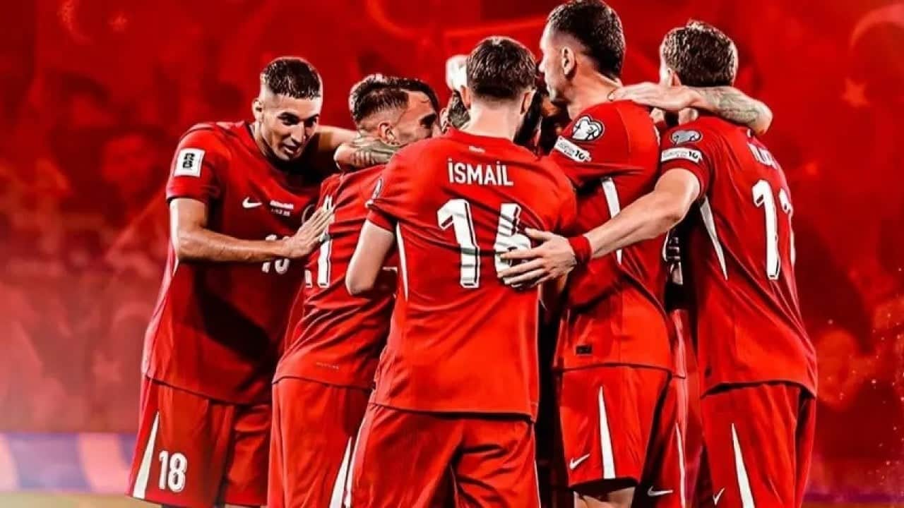 Foto - Türkiye'yi sarsacak iddia: Ahmet Çakar 4 milli futbolcunun isimlerinin baş harflerini açıkladı