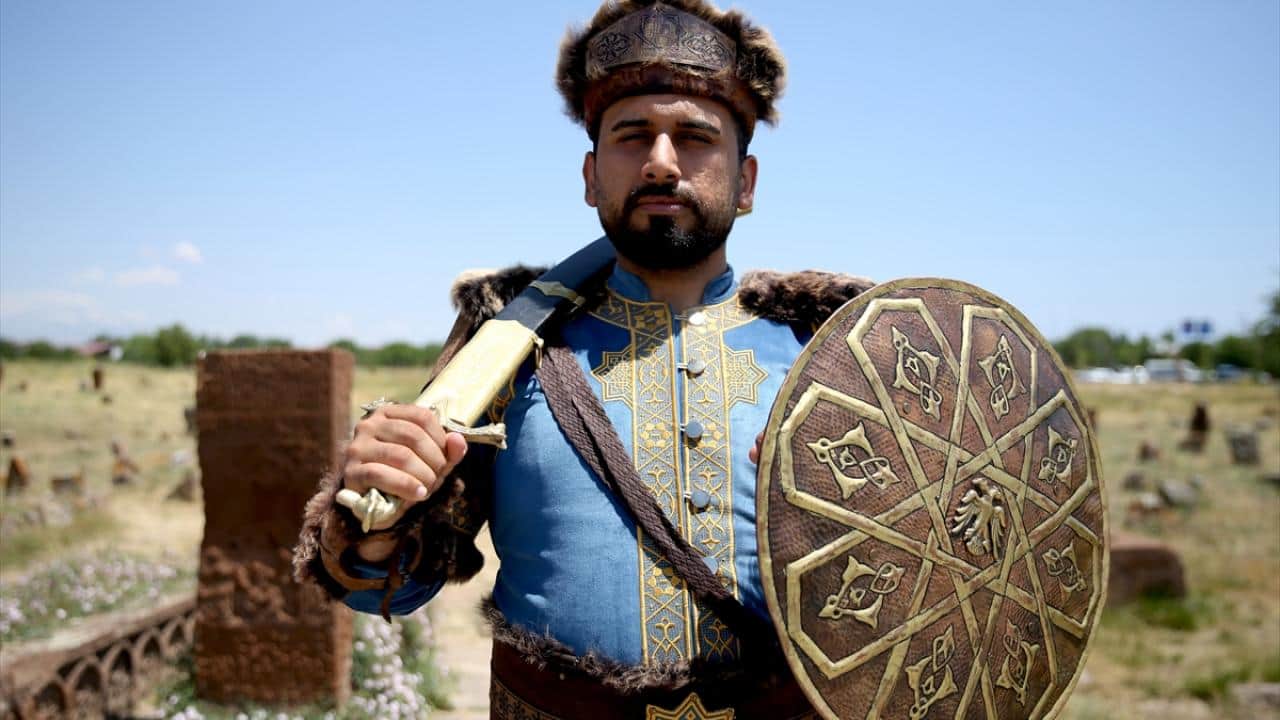 Foto - Türklerin Anadolu'ya giriş kapısı! Ahlat'a ziyaretçi akını 