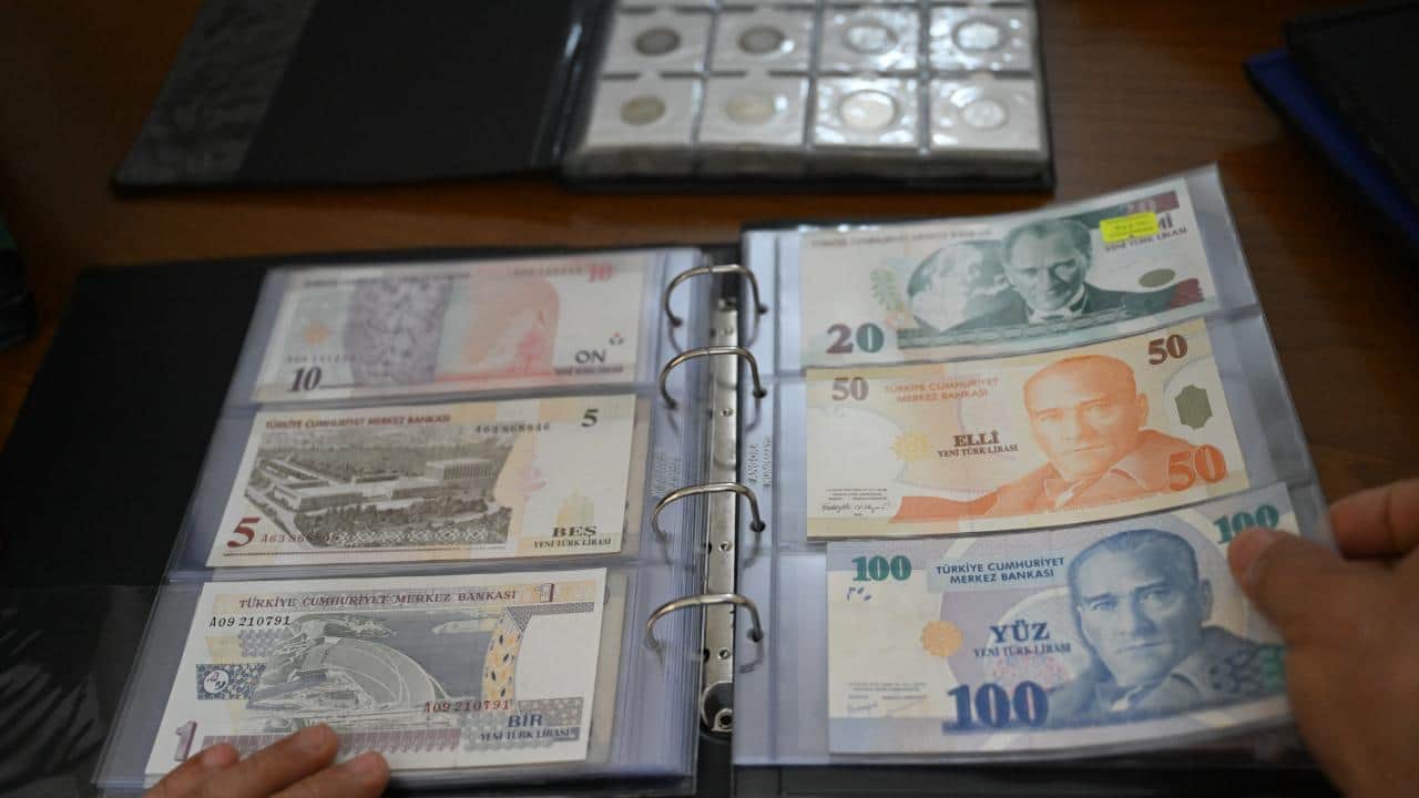 Foto - Tutku koleksiyona dönüştü! 163 ülkenin parasını biriktirdi