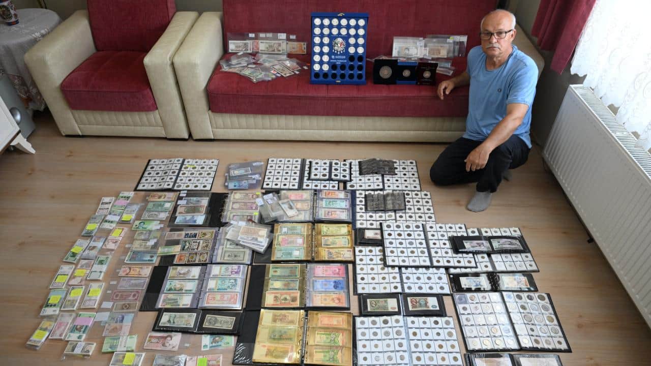 Tutku koleksiyona dönüştü! 163 ülkenin parasını biriktirdi