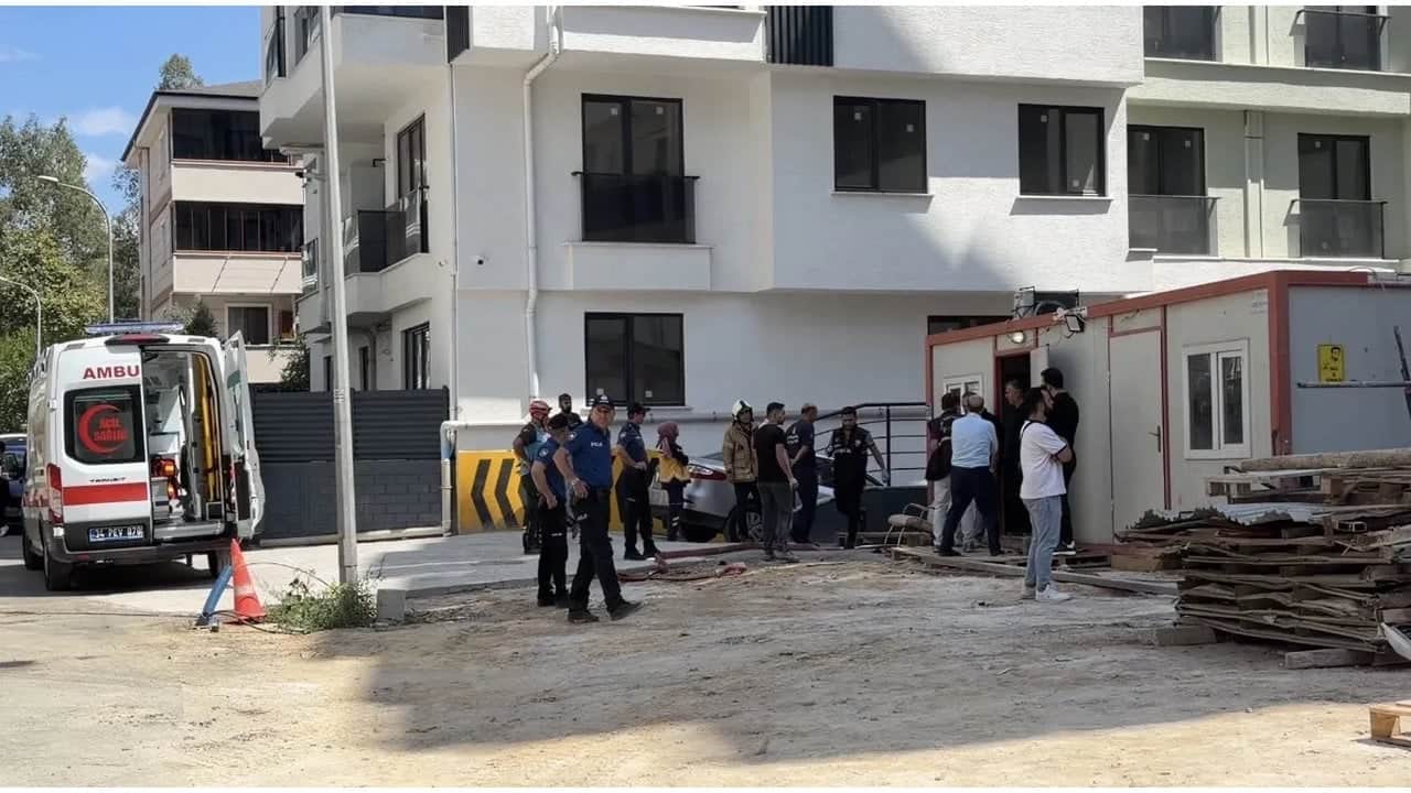 Foto - Tuzla’da apartman görevlisi can verdi, tartışma başladı! Personel diye her iş yaptırılamaz