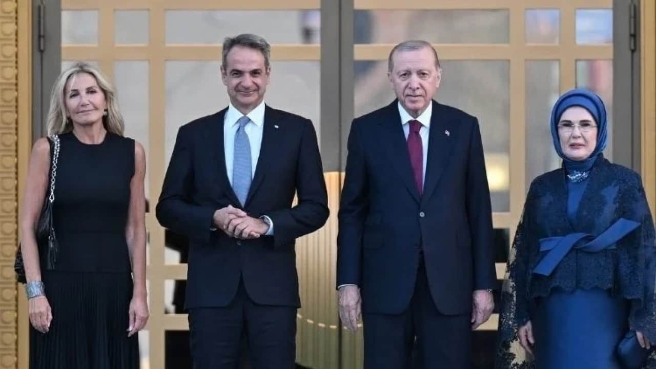 Foto - Ülke bu sözlerle çalkalanıyor: Türkiye'ye karşı harcadığımız milyarlar çöpe gitti! Hem İngiltere hem Fransa bizi sattı