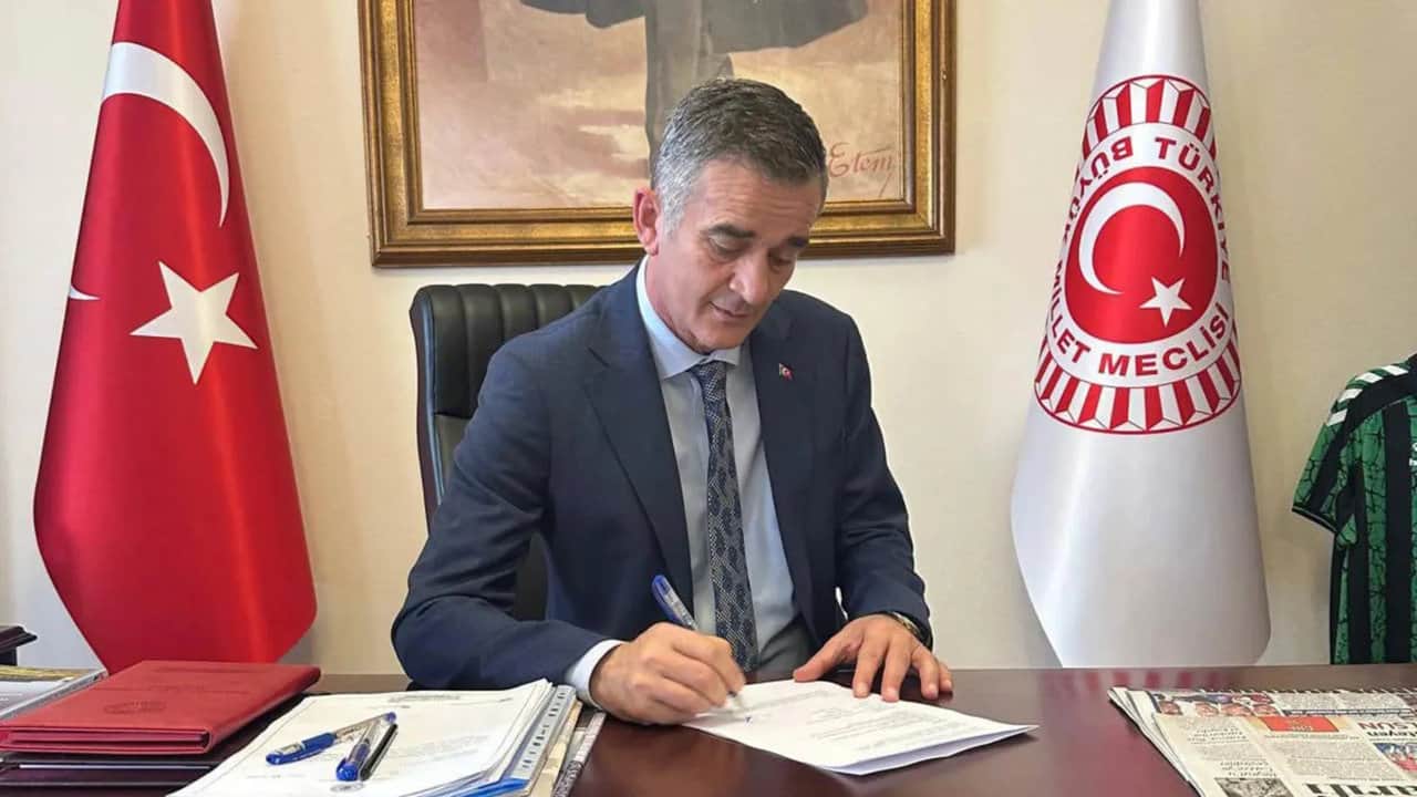 Foto - Ümit Dikbayır, AK Parti’ye niçin geçmedi? O Meral Akşener iddiası gündemi salladı
