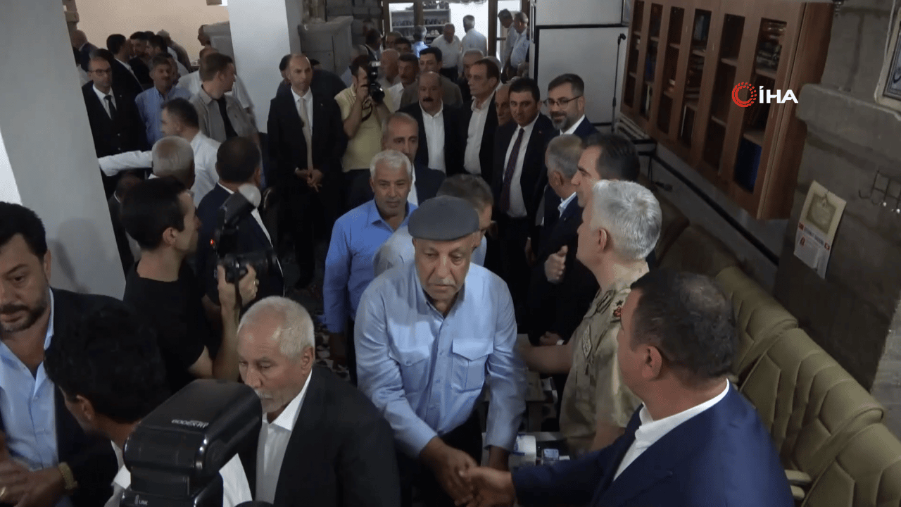 Foto - Ümmet bilinci husumeti bitirdi