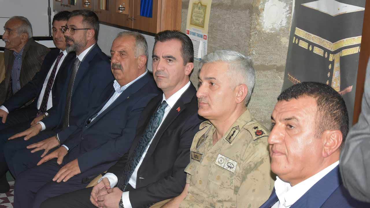 Foto - Ümmet bilinci husumeti bitirdi