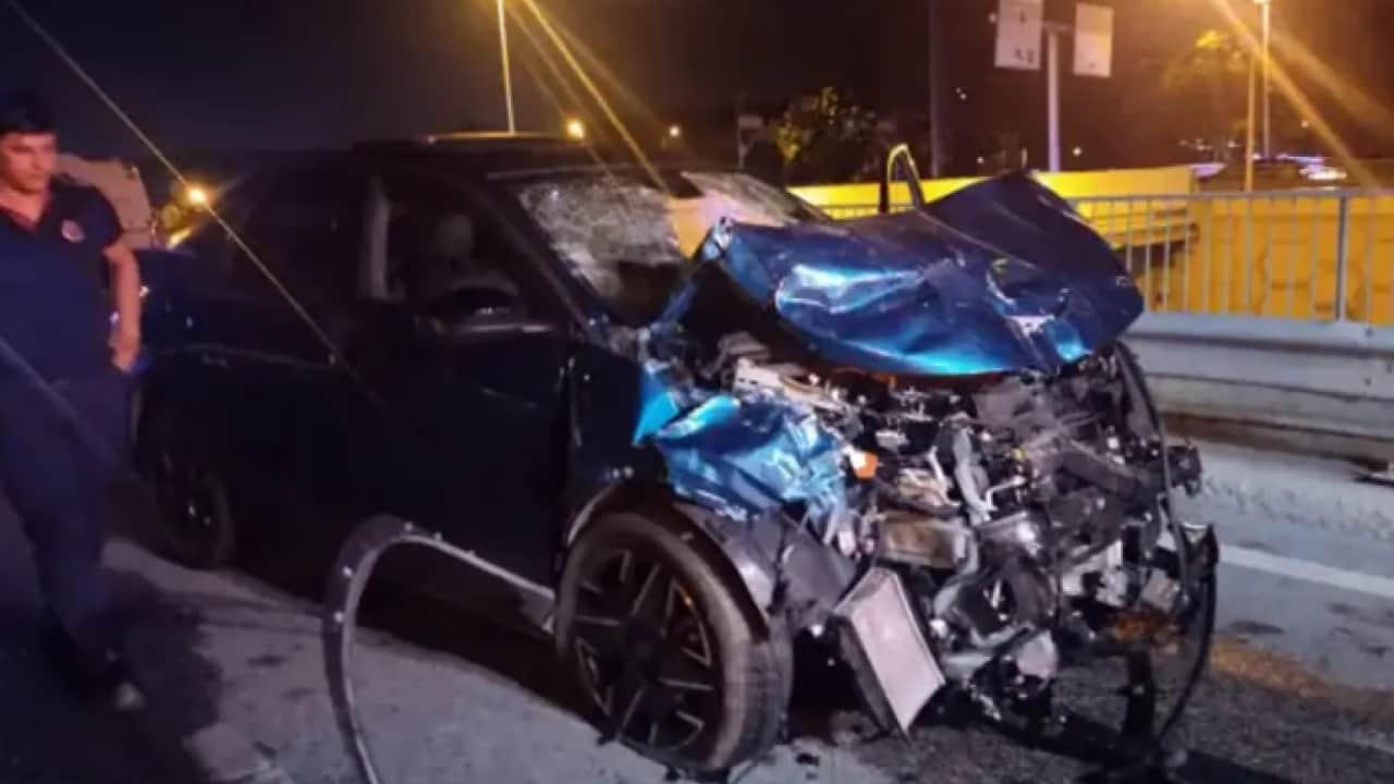 Ümraniye'de feci kaza! Araçlar hurdaya döndü!