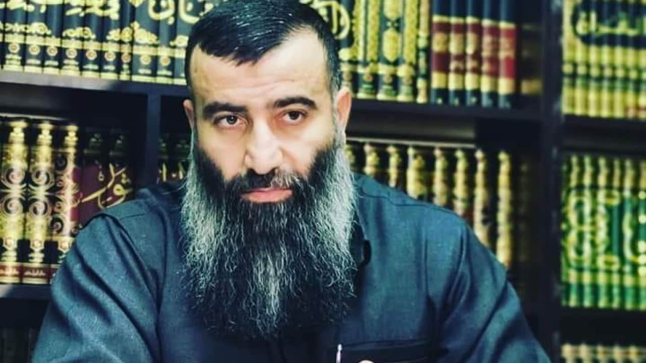 Foto - Ünlü imamdan gündeme oturan sözler: Topraklarımızı karış karış sattınız kafir oldunuz defolun gidin
