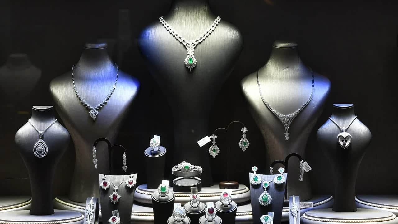 Foto - Ünlü mücevher markası rotasını değiştirdi: Gümüş yerine platin yapacak! Bir dönem herkesin bileğindeydi