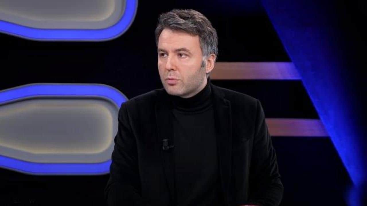 Foto - Uyuşturucu kullandığını itiraf etmişti! Mehmet Akif Ersoy’la ilgili şaşırtan "umre" detayı
