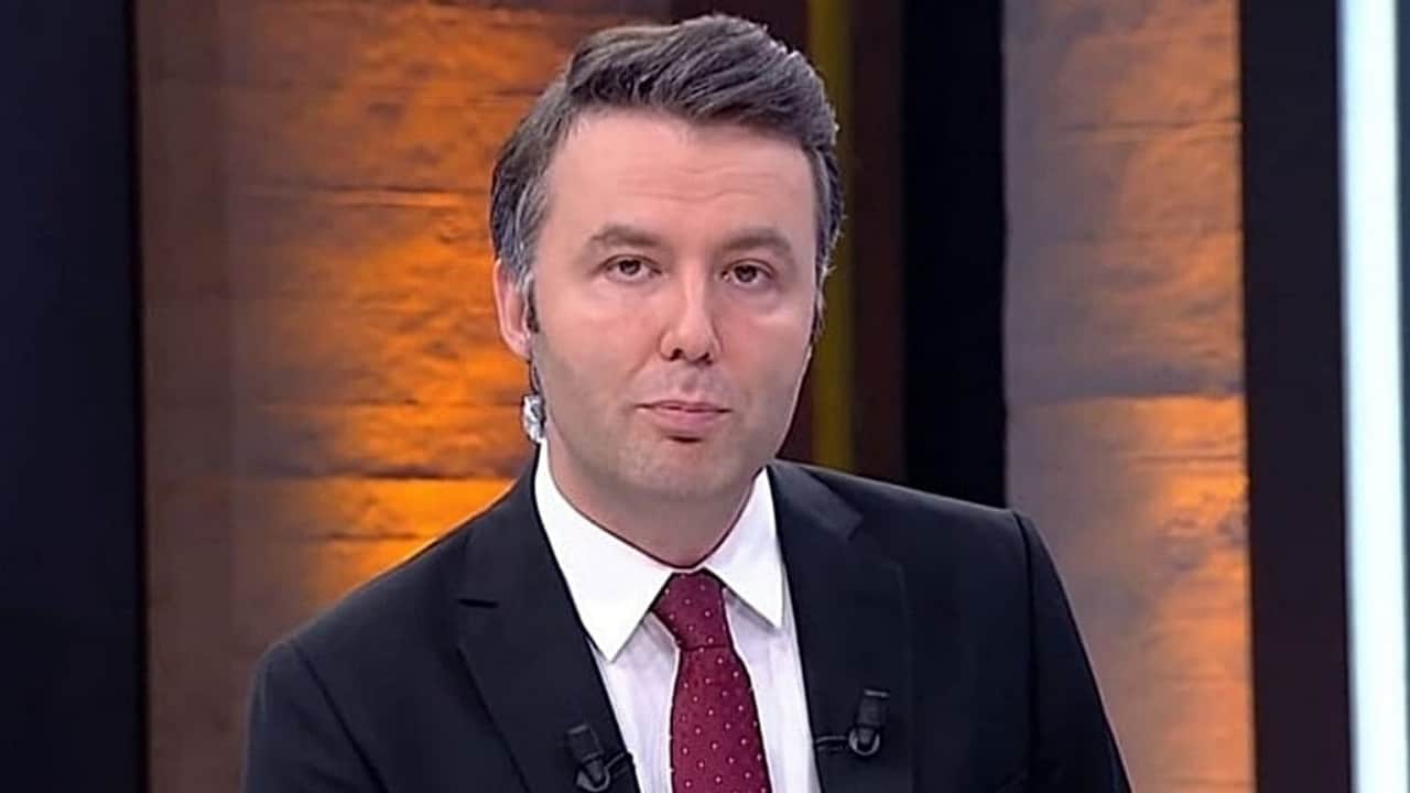 Foto - Uyuşturucu kullandığını itiraf etmişti! Mehmet Akif Ersoy’la ilgili şaşırtan "umre" detayı