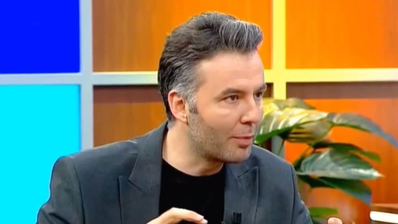 Foto - Uyuşturucu kullandığını itiraf etmişti! Mehmet Akif Ersoy’la ilgili şaşırtan "umre" detayı
