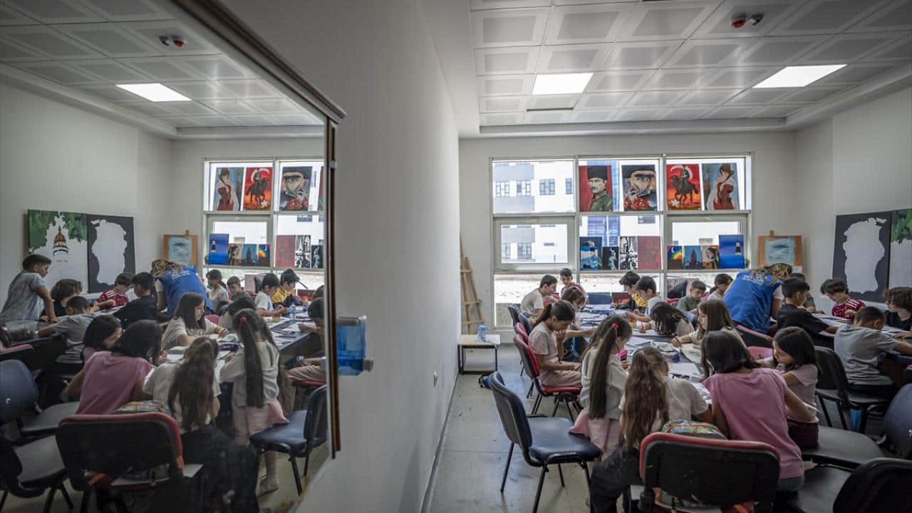 Foto - Uzay çadırında gökyüzünü keşfediyorlar! Çocukların bilim merakı artıyor