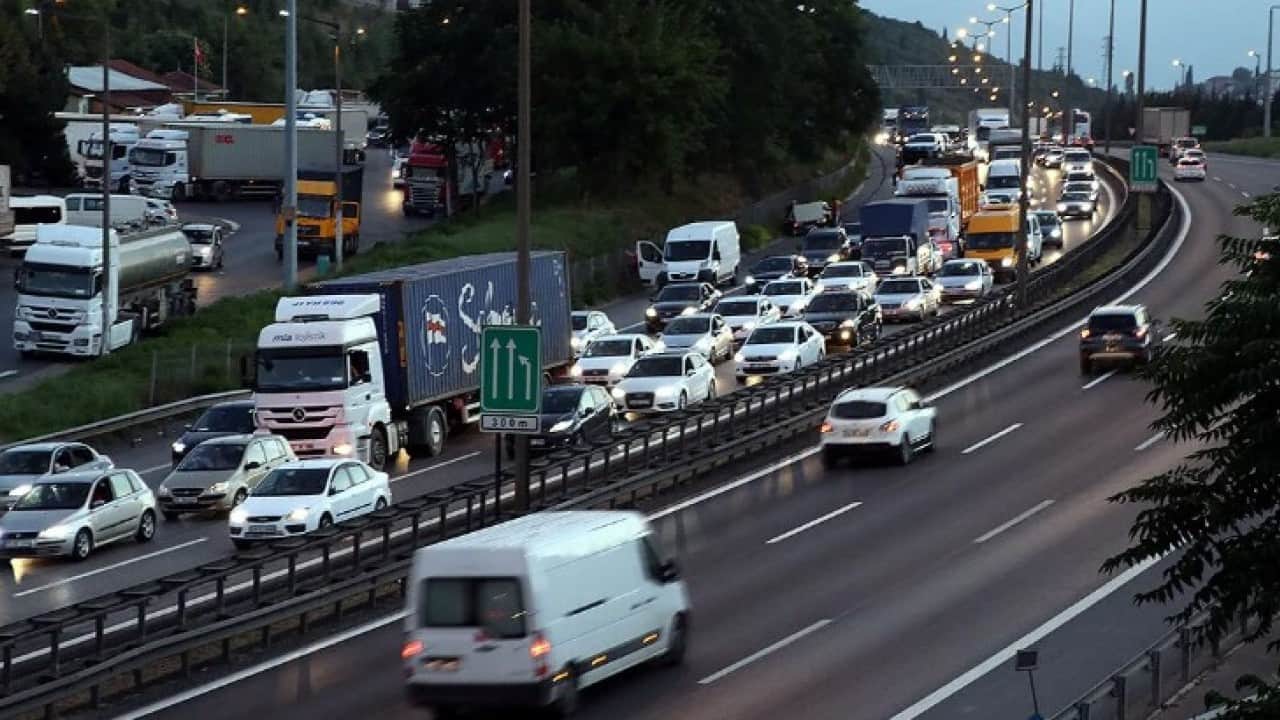Foto - Valilik duyurdu: Anadolu Otoyolu’nun İstanbul yönü trafiğe kapatılacak
