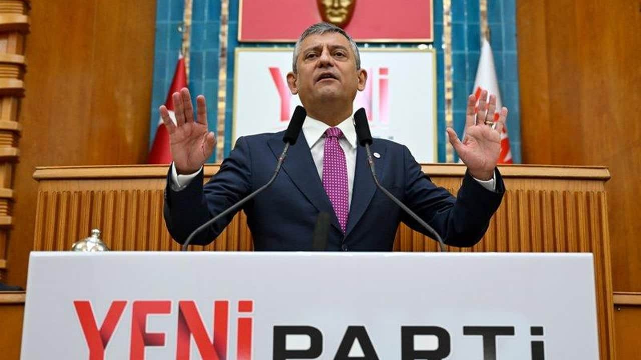 Foto - Vekiller kılıçları çekti! CHP’den Özgür Özel’i dumura uğratacak "fezleke" hamlesi