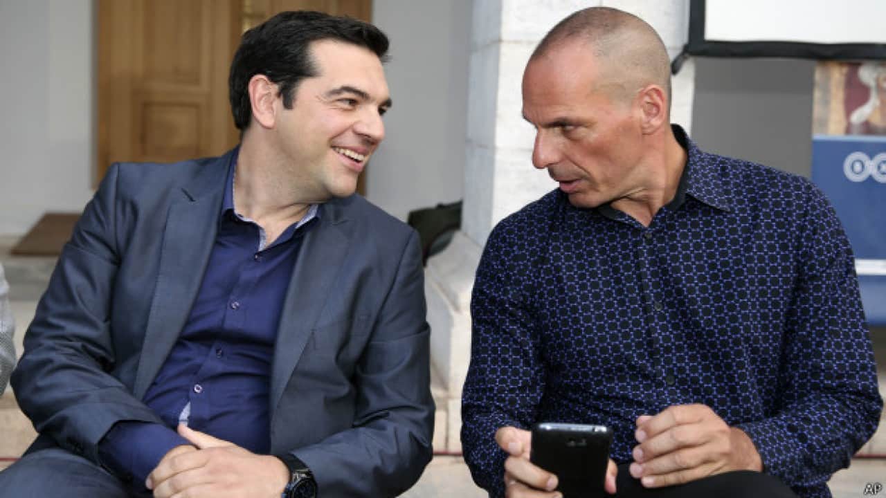 Foto - Yanis Varoufakis: Biz Türk füzelerini düşürünce Türkiye iki katı füze fırlatacak, bu kime yarayacak