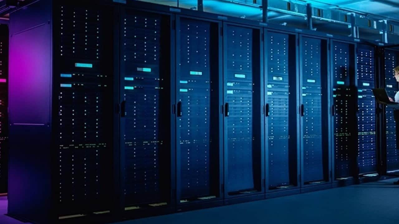 Yapay zekâ yatırımları teknoloji devlerini fiziksel varlık yarışına soktu