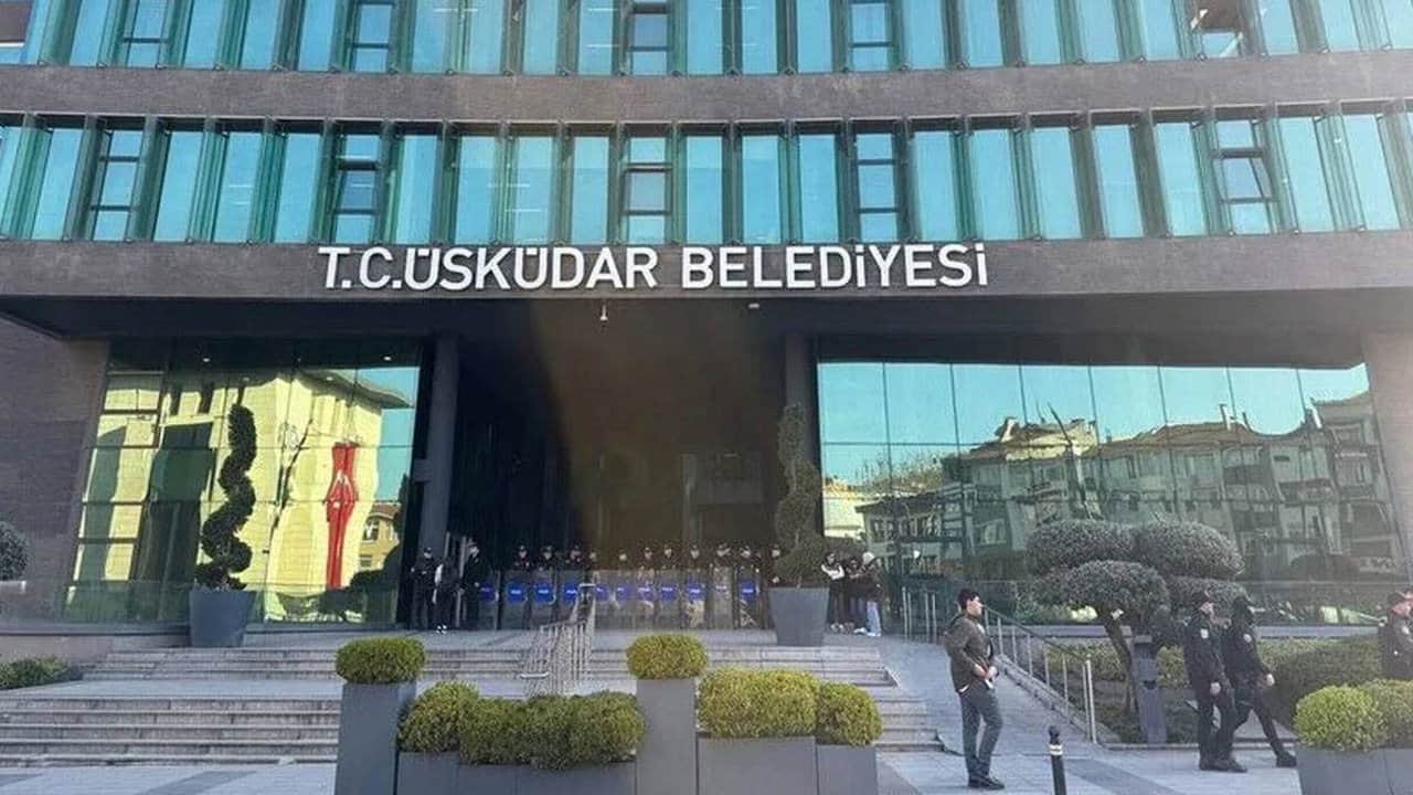 Foto - Yapılan katakulli ağızları açık bırakmıştı! AK Parti’den Üsküdar için flaş karar