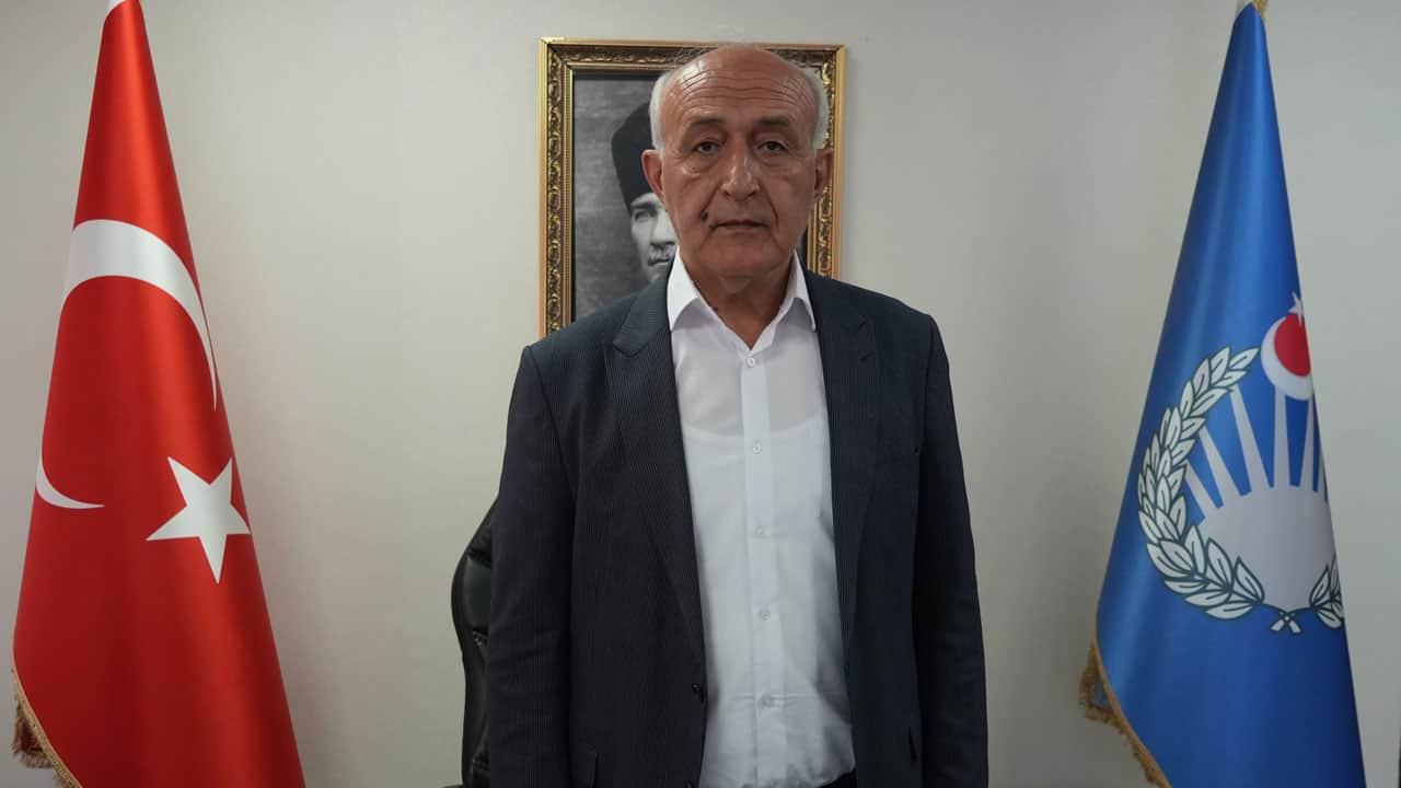 Foto - Yarım günde neredeyse asgari ücret toplamış! Parasına el konulan dilenci zabıtadan yol parası istedi 