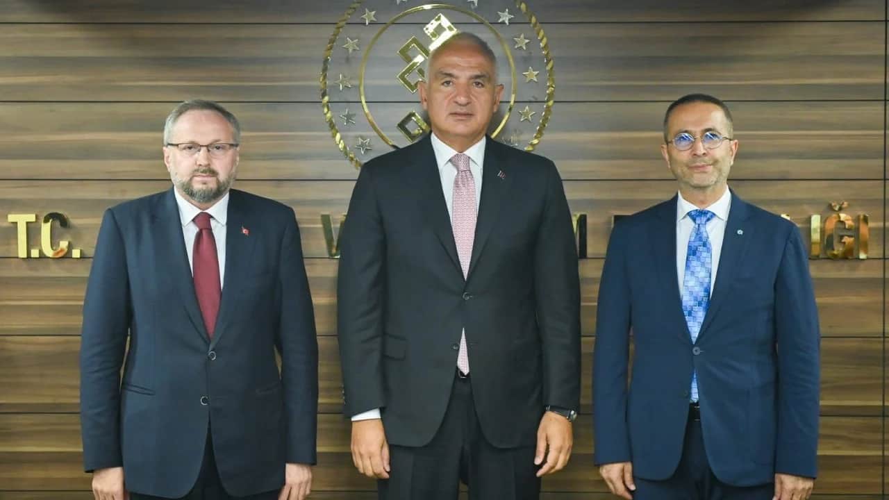 YEE’de kan değişimi