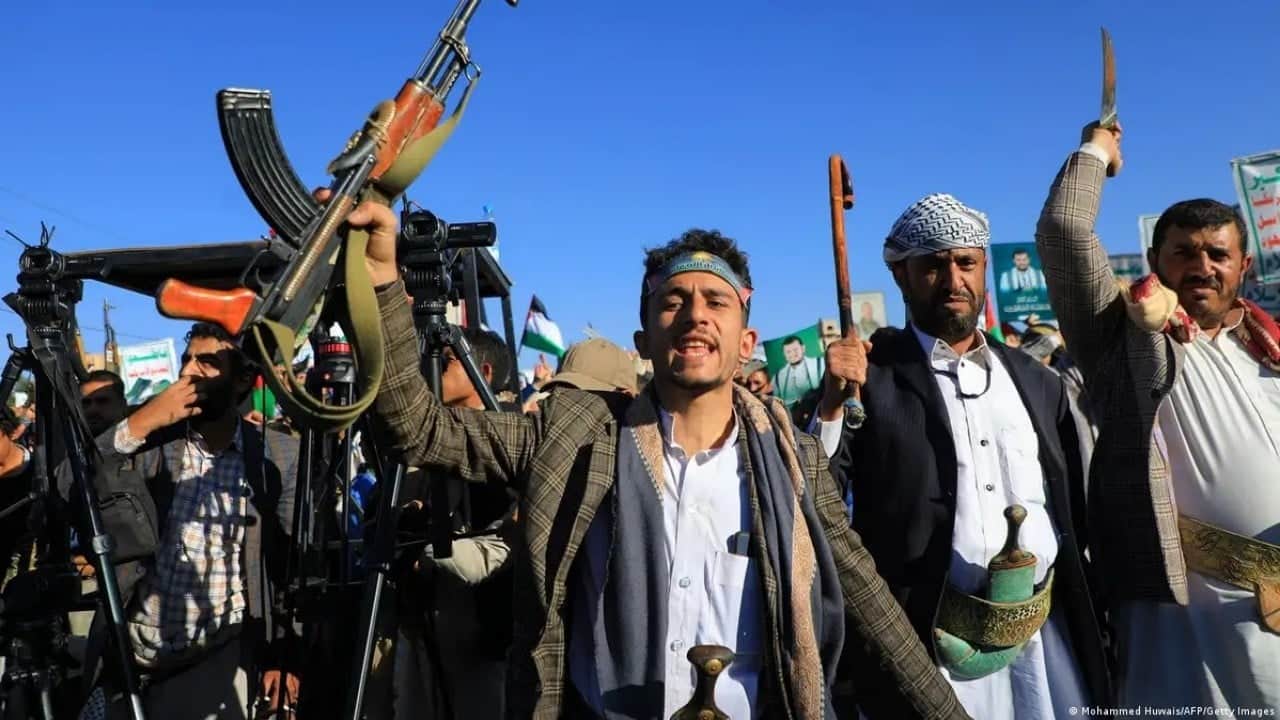 Foto - Yemen'de çatışma çemberini genişletiyorlar İran destekli Husiler ülkeyi ve bölgeyi yakacak