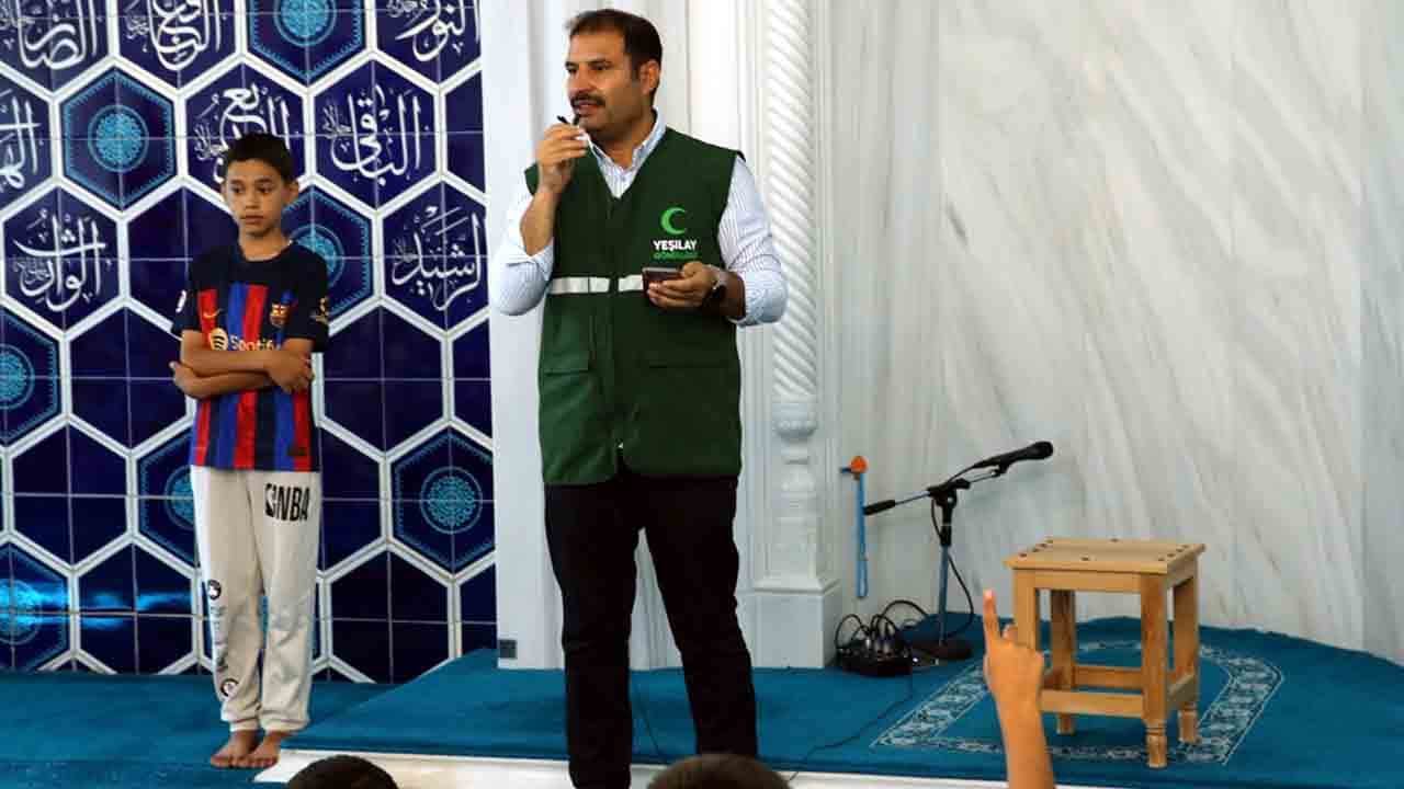 Foto - Yeşilay, gençleri bilinçlendirmek için seferber oldu: Kur'an kurslarında bağımlılık eğitimi 