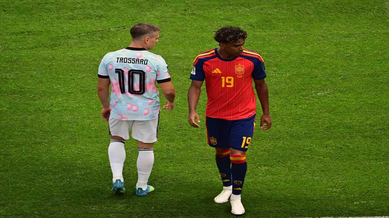 Foto - Yıldız futbolcu sahneye çıktı! İspanya yarı finale yükseldi