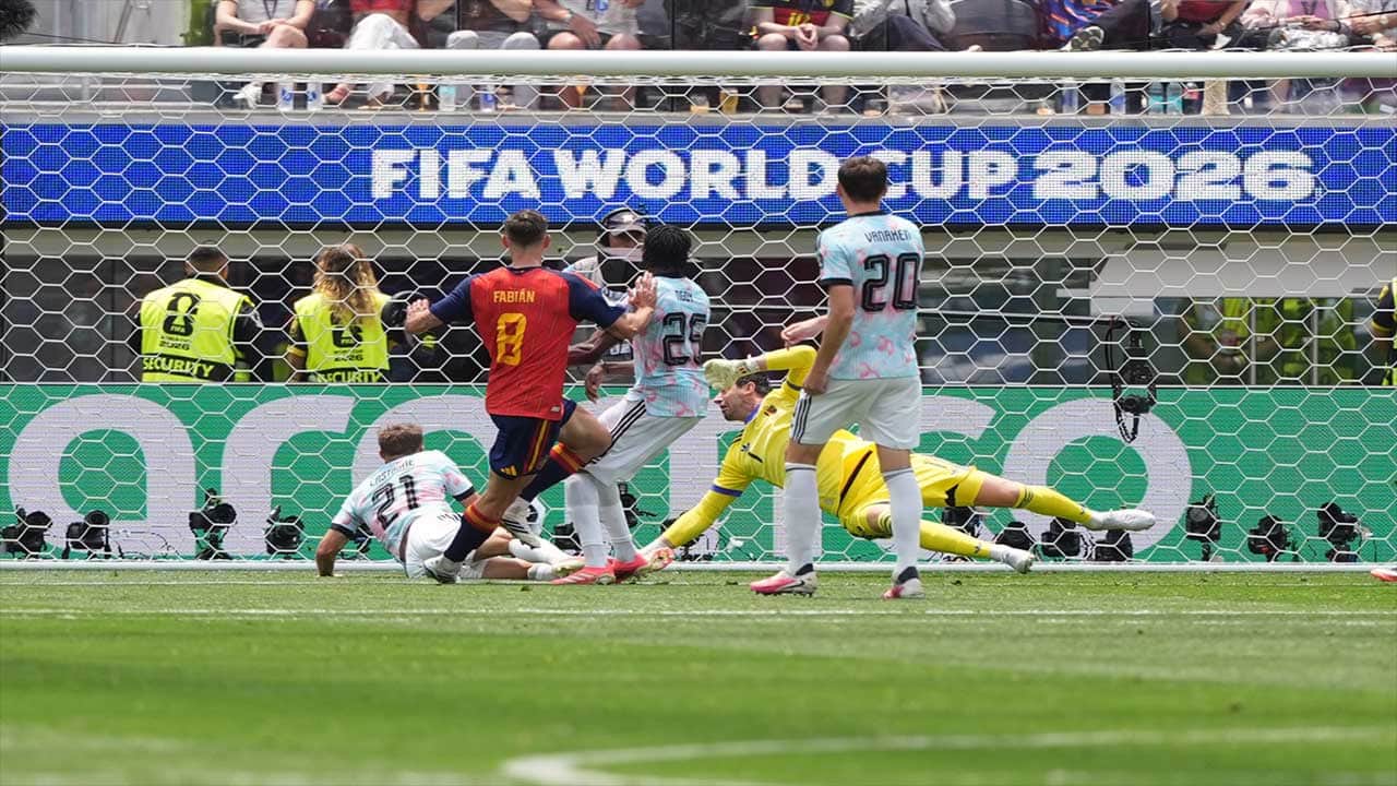 Foto - Yıldız futbolcu sahneye çıktı! İspanya yarı finale yükseldi
