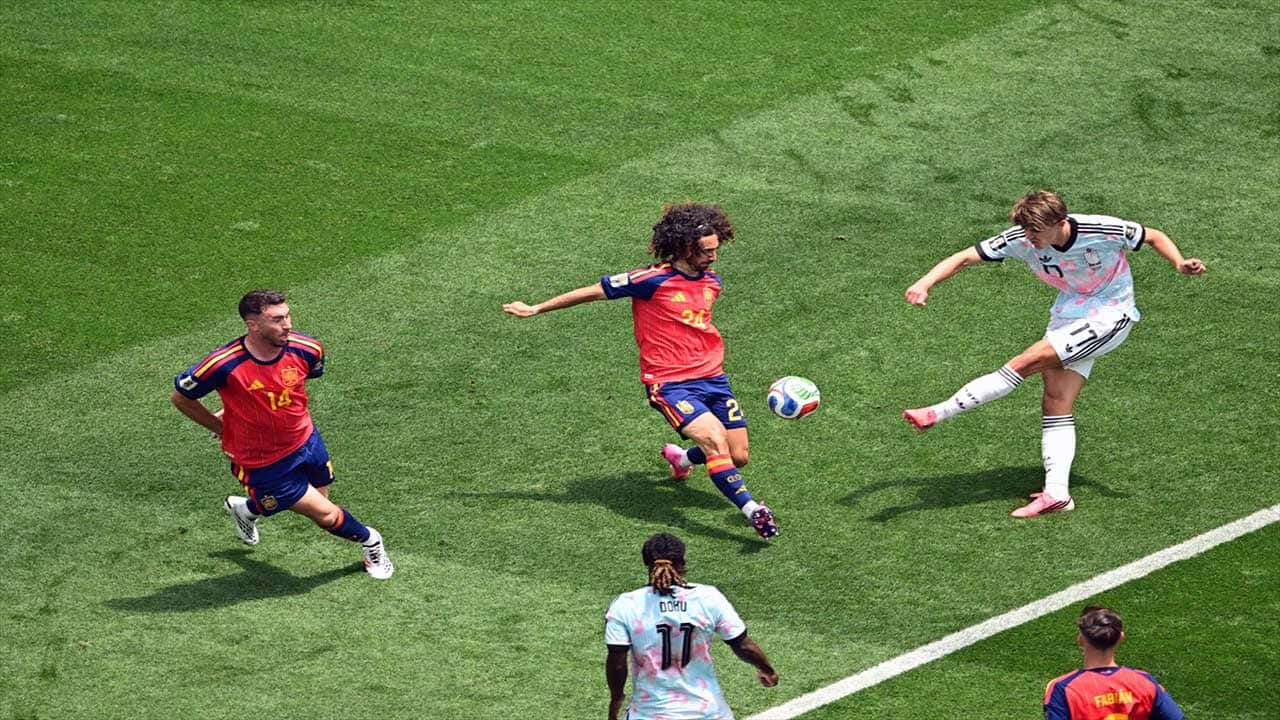Foto - Yıldız futbolcu sahneye çıktı! İspanya yarı finale yükseldi