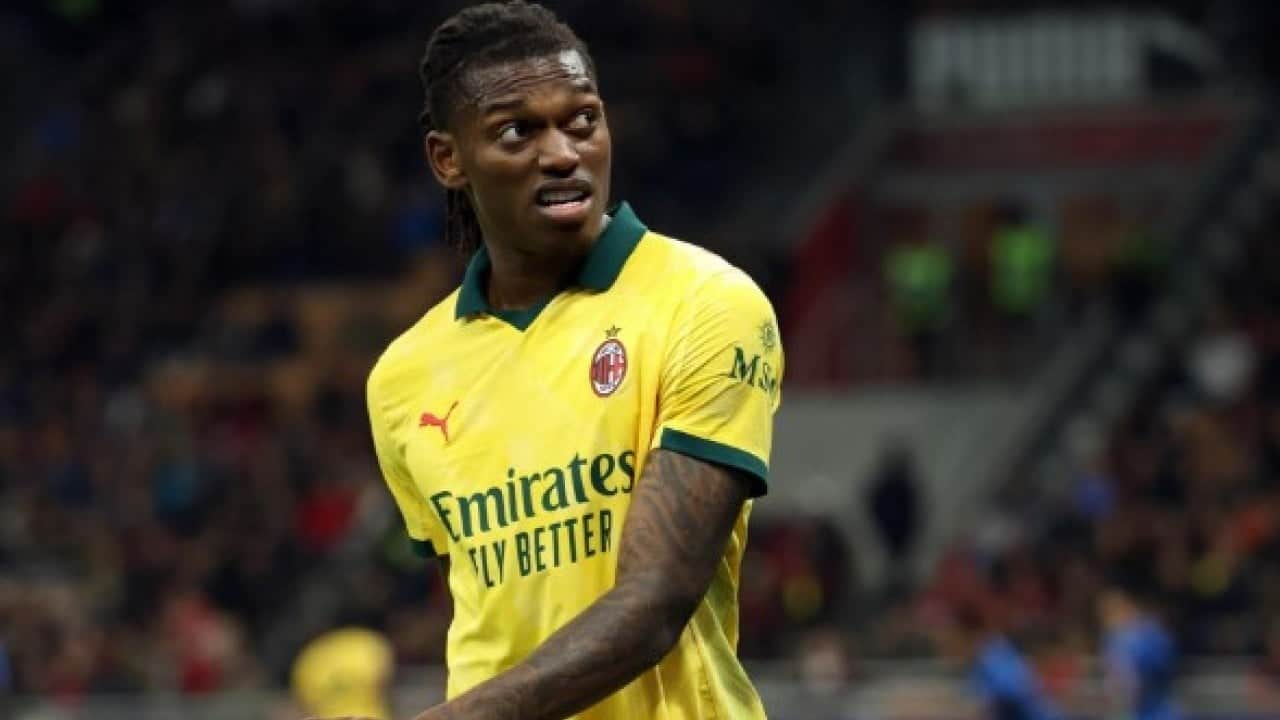 Yılın transfer çalımı resmen atıldı! Rafael Leao Galatasaray ile anlaştı