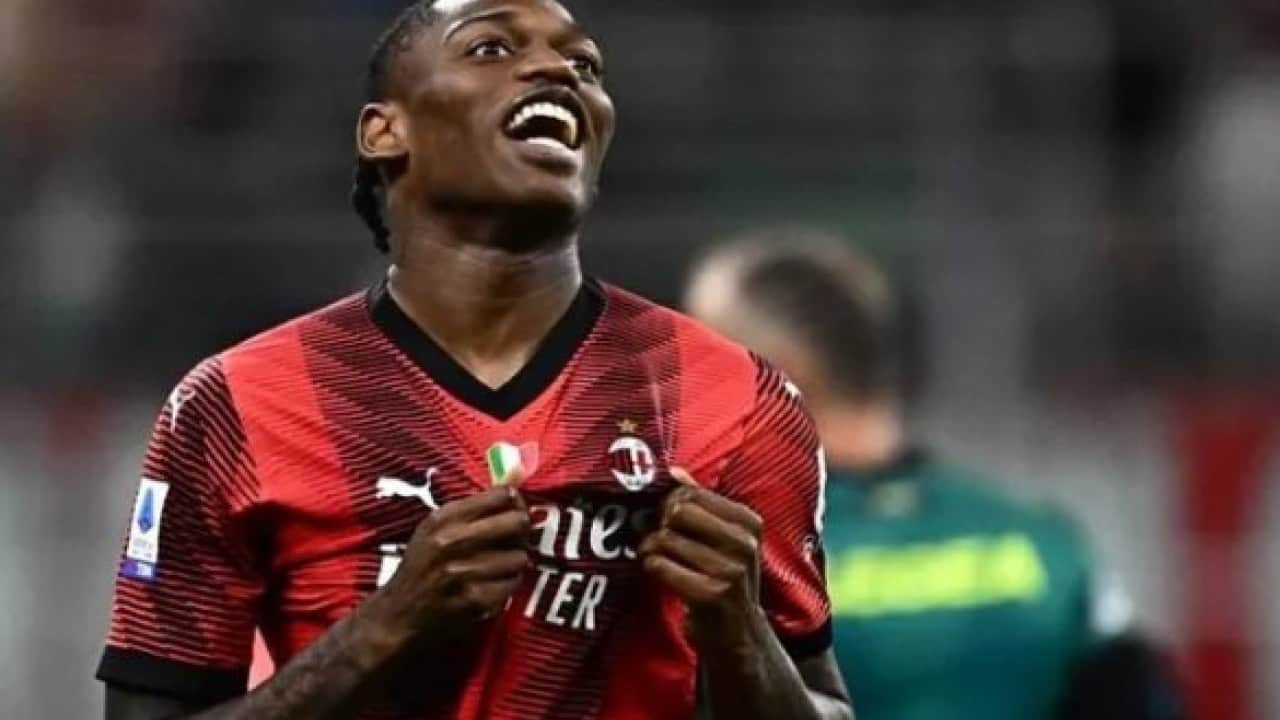 Foto - Yılın transfer çalımı resmen atıldı! Rafael Leao Galatasaray ile anlaştı
