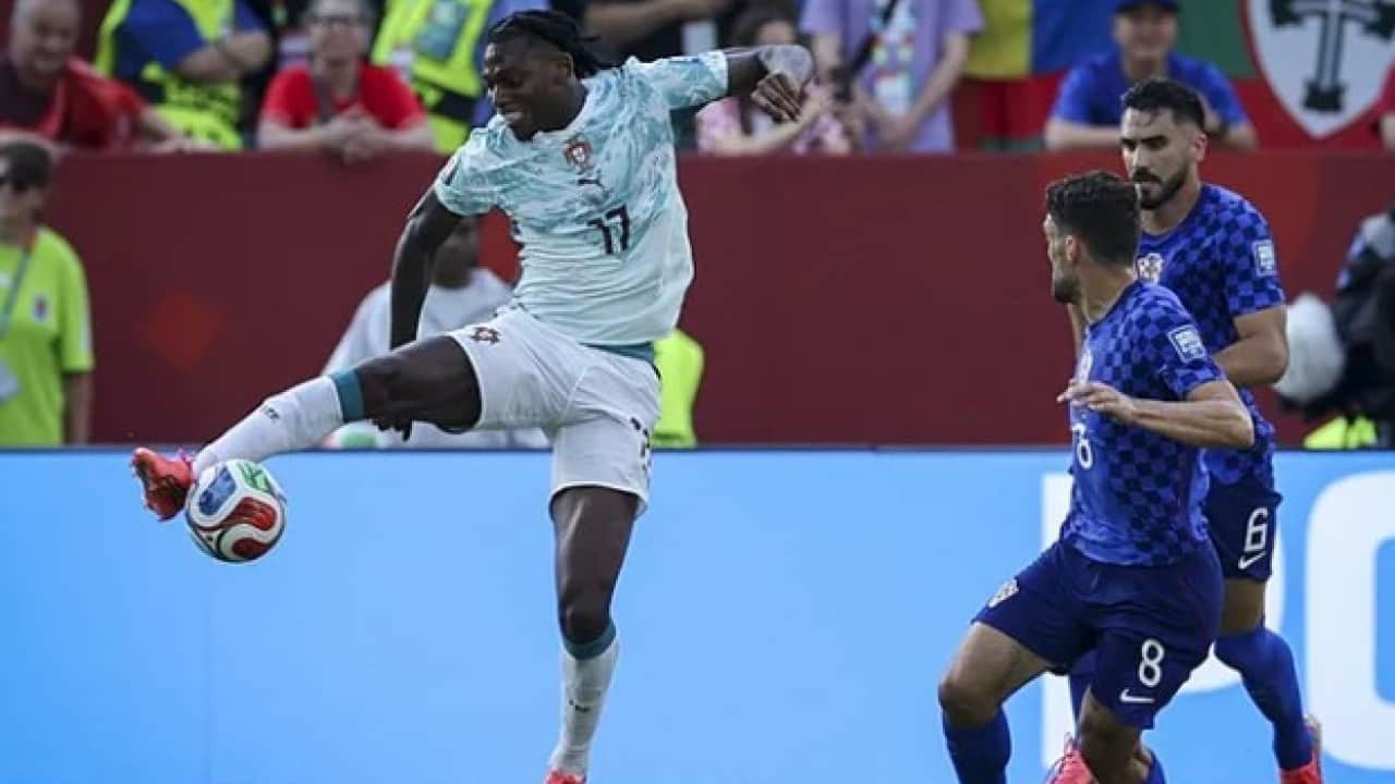 Foto - Yılın transfer çalımı resmen atıldı! Rafael Leao Galatasaray ile anlaştı